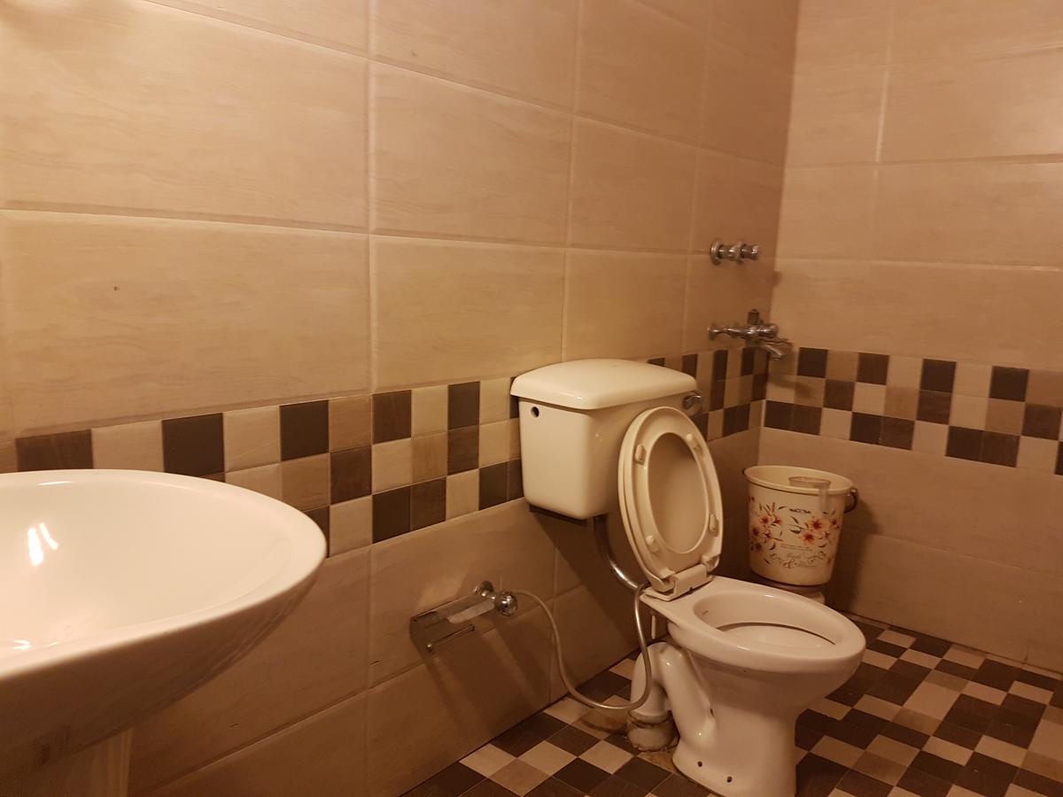 Hotel Haryana Chandīgarh Екстериор снимка